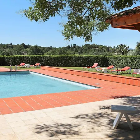 Mercure Aix-en-provence Sainte-victoire Châteauneuf-le-Rouge
