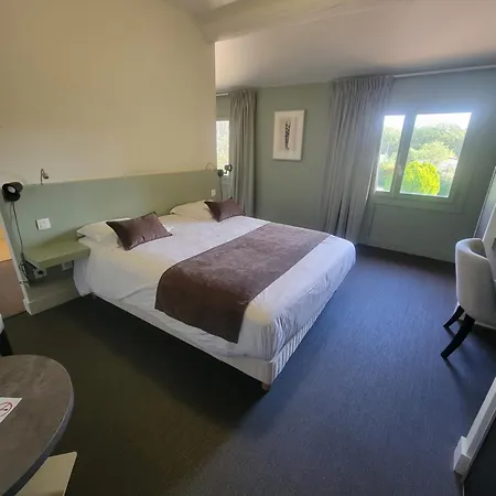 Mercure Aix-en-provence Sainte-victoire 4* Châteauneuf-le-Rouge