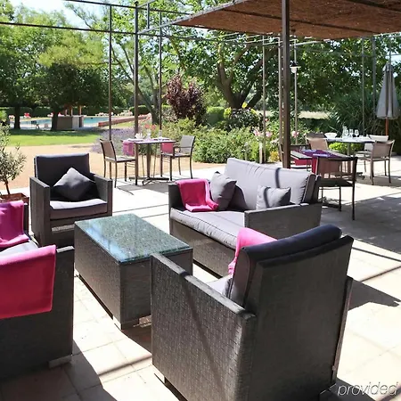 Mercure Aix-en-provence Sainte-victoire Châteauneuf-le-Rouge